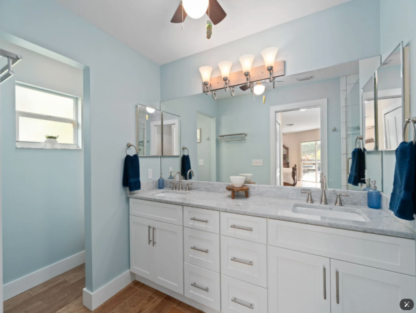 Premier Coastal Retreat Near Bonita Beach - 3-Bedroom Home with Private Pool